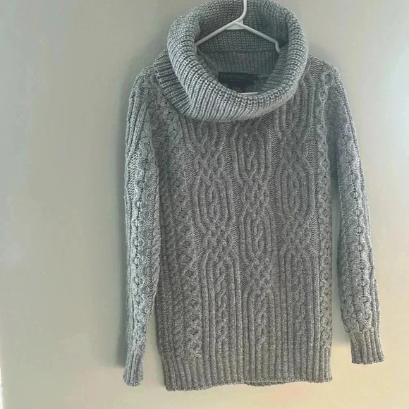 [S]Inis Crafts Merino Wool Jumper Grey Cable Knitted Roll Neck  Sweater - Picture 1 of 7